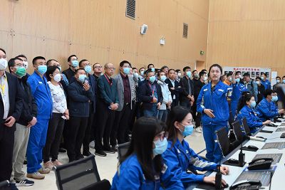 中國(guó)無(wú)機(jī)鹽協(xié)會(huì)過氧化物行業(yè)年會(huì)參會(huì)嘉賓 到紫瑞公司參觀考察